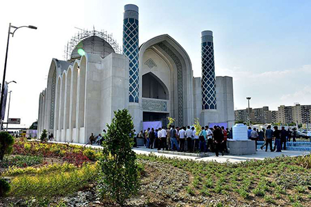مسجد ۷۲ تن میدان آزادی